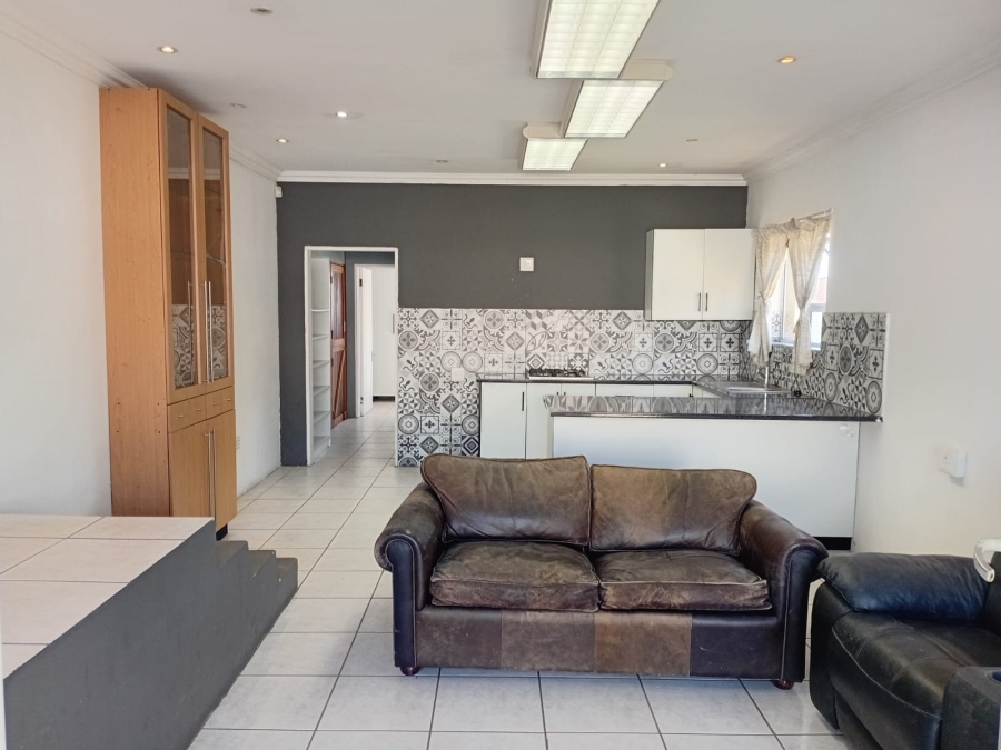 To Let 1 Bedroom Property for Rent in Berea Eastern Cape